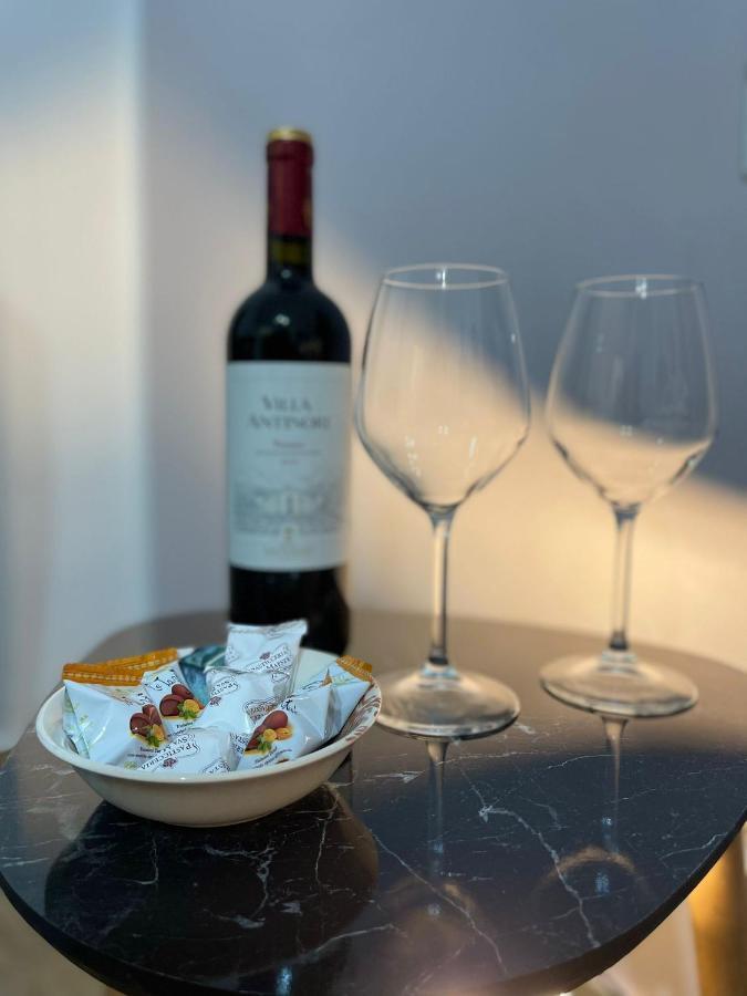 A Bone Guest House Catania Bagian luar foto