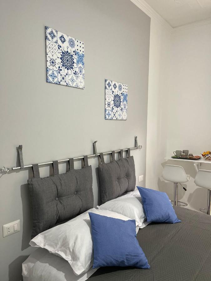 A Bone Guest House Catania Bagian luar foto